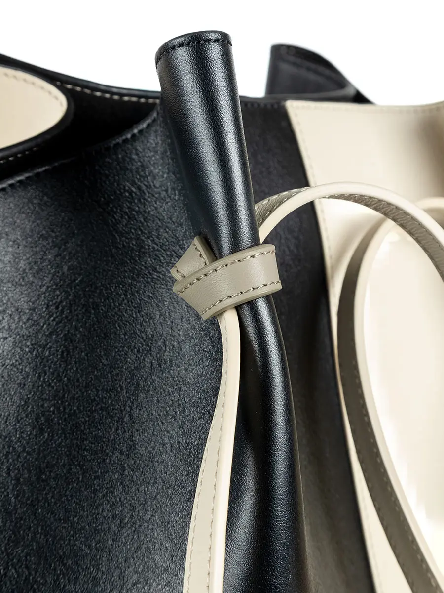 Сумка кожаная Mochi