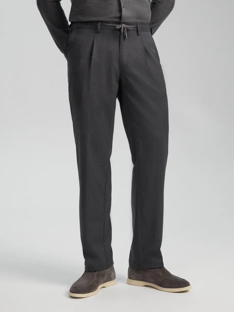 Брюки однотонные