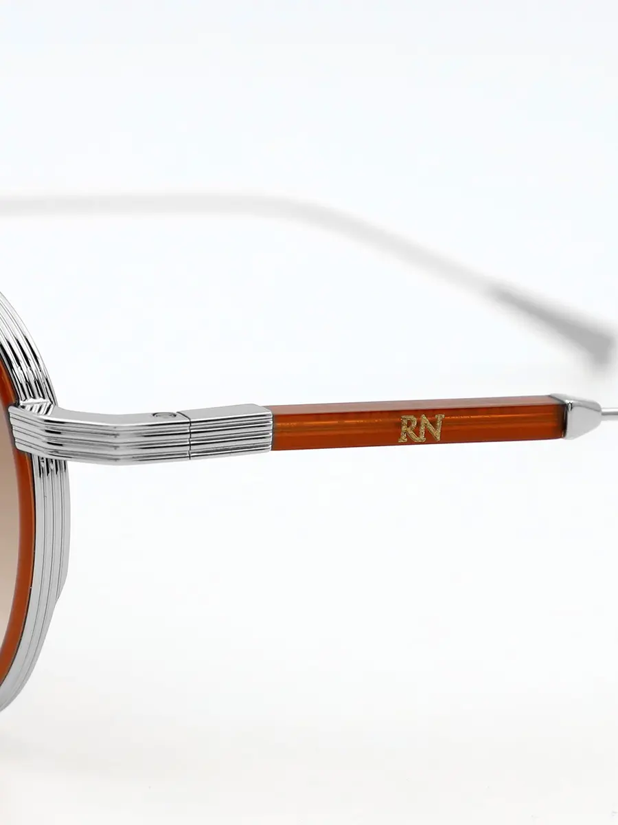 Очки солнцезащитные