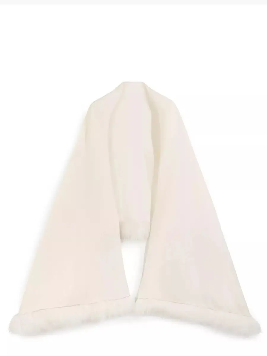 Палантин шерстяной с мехом енота