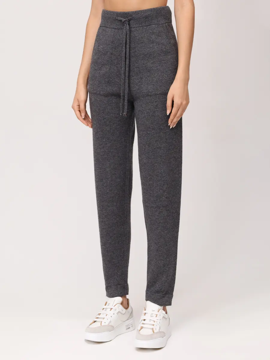 Костюм из шерсти и кашемира