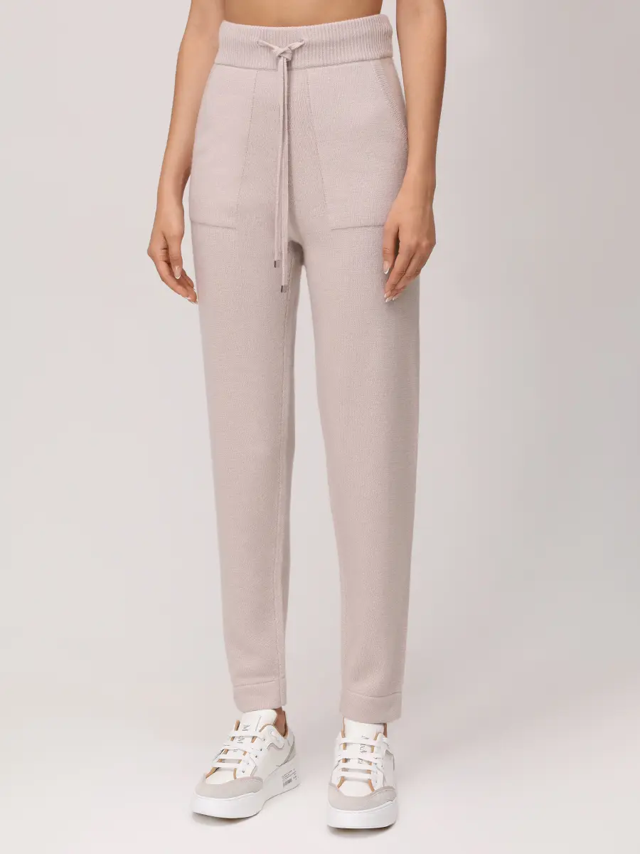 Костюм из шерсти и кашемира