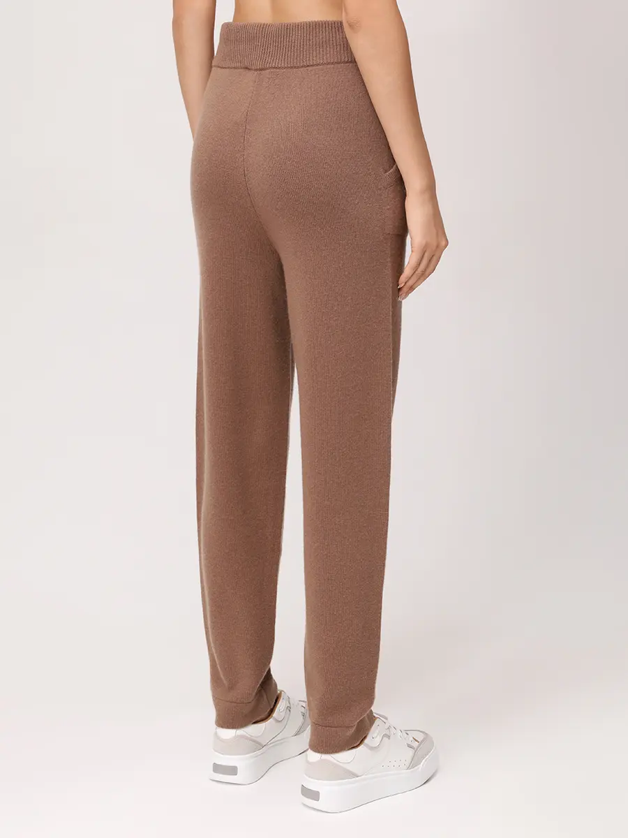 Костюм из шерсти и кашемира