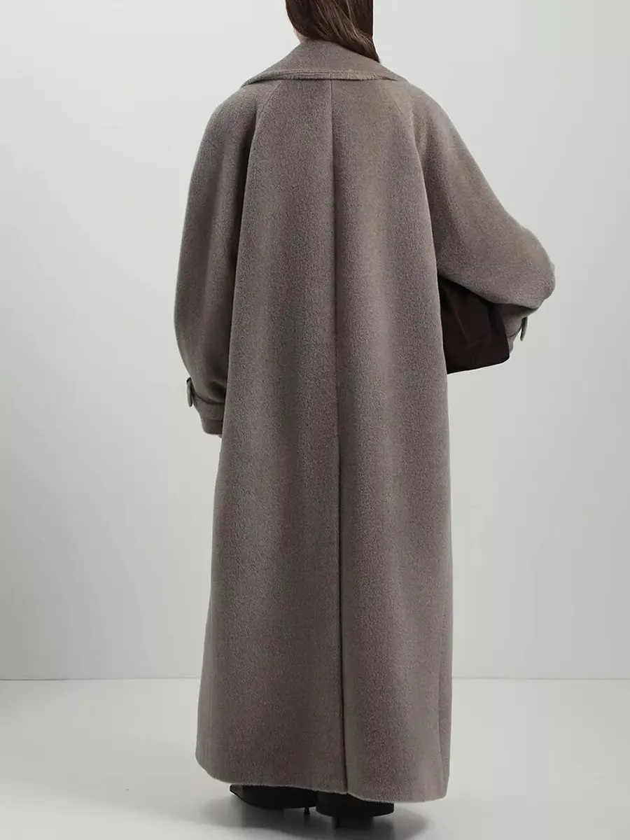 Пальто из шерсти альпака