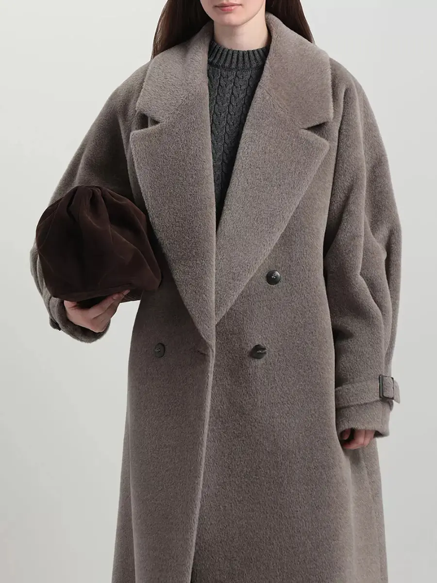 Пальто из шерсти альпака