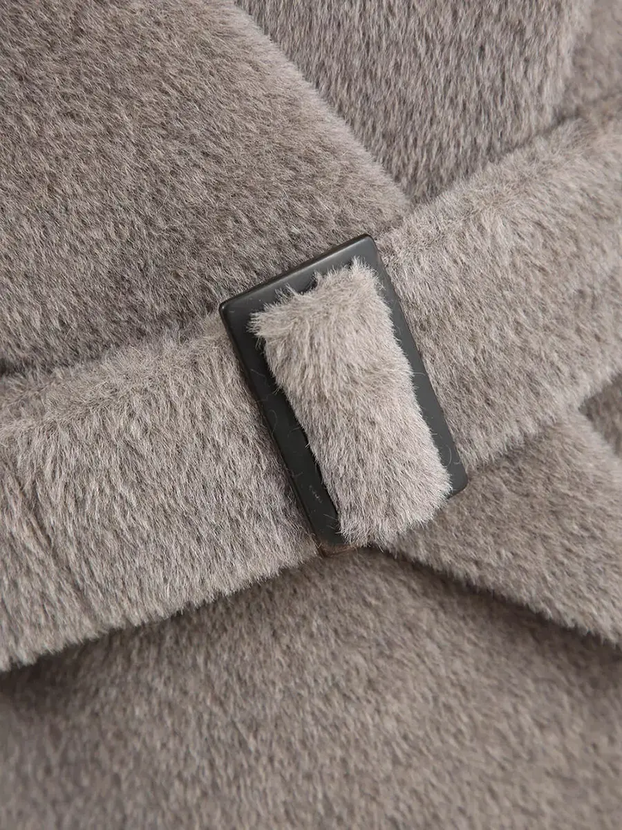 Пальто из шерсти альпака