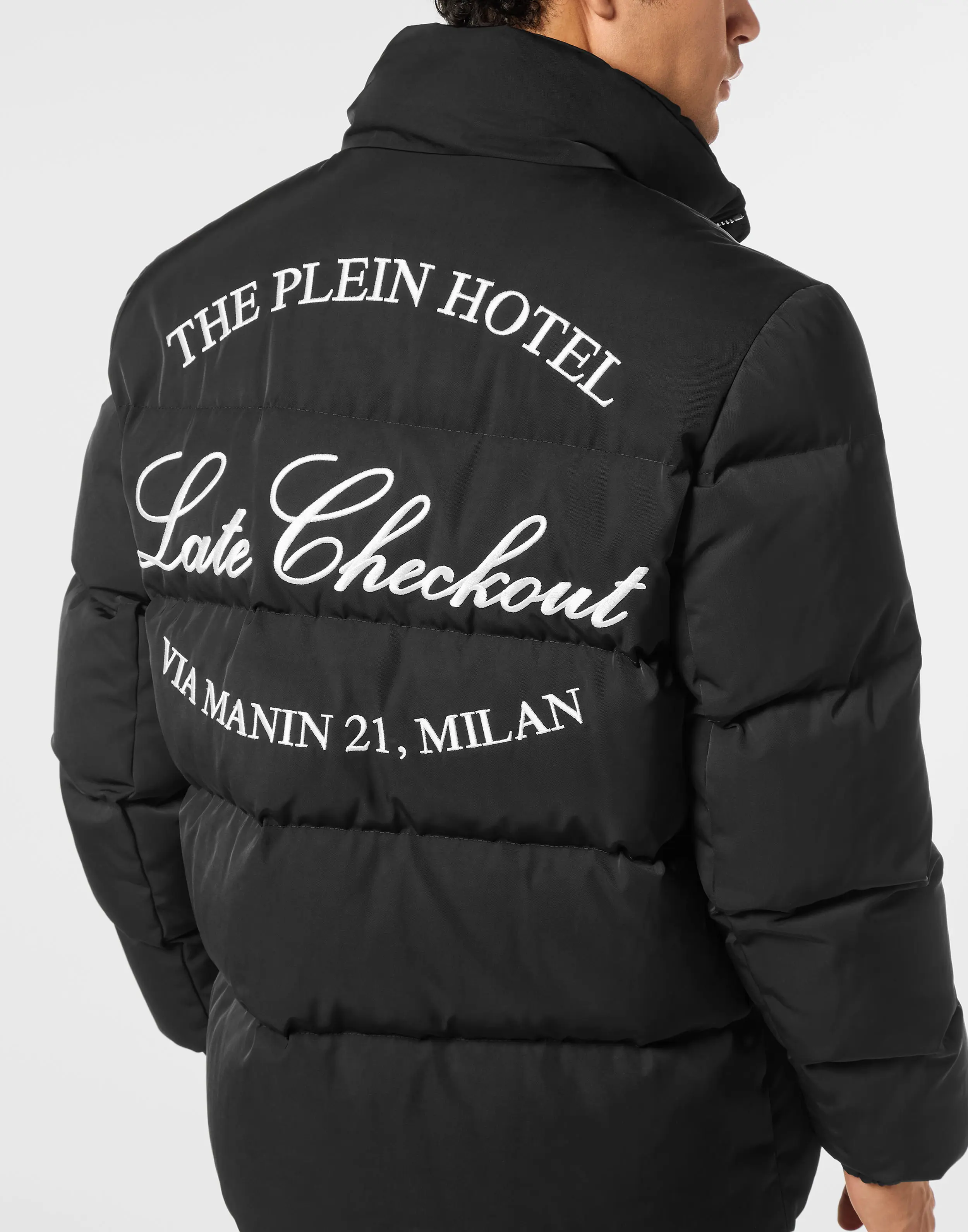 Пуховик стеганый