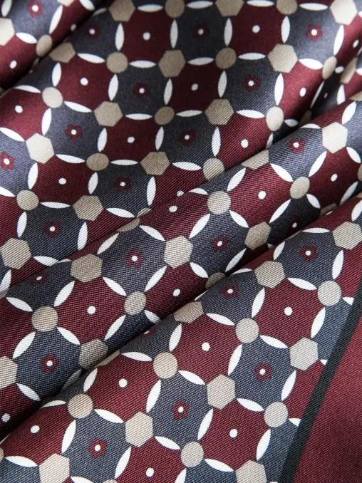 Платок шелковый BILLIONAIRE