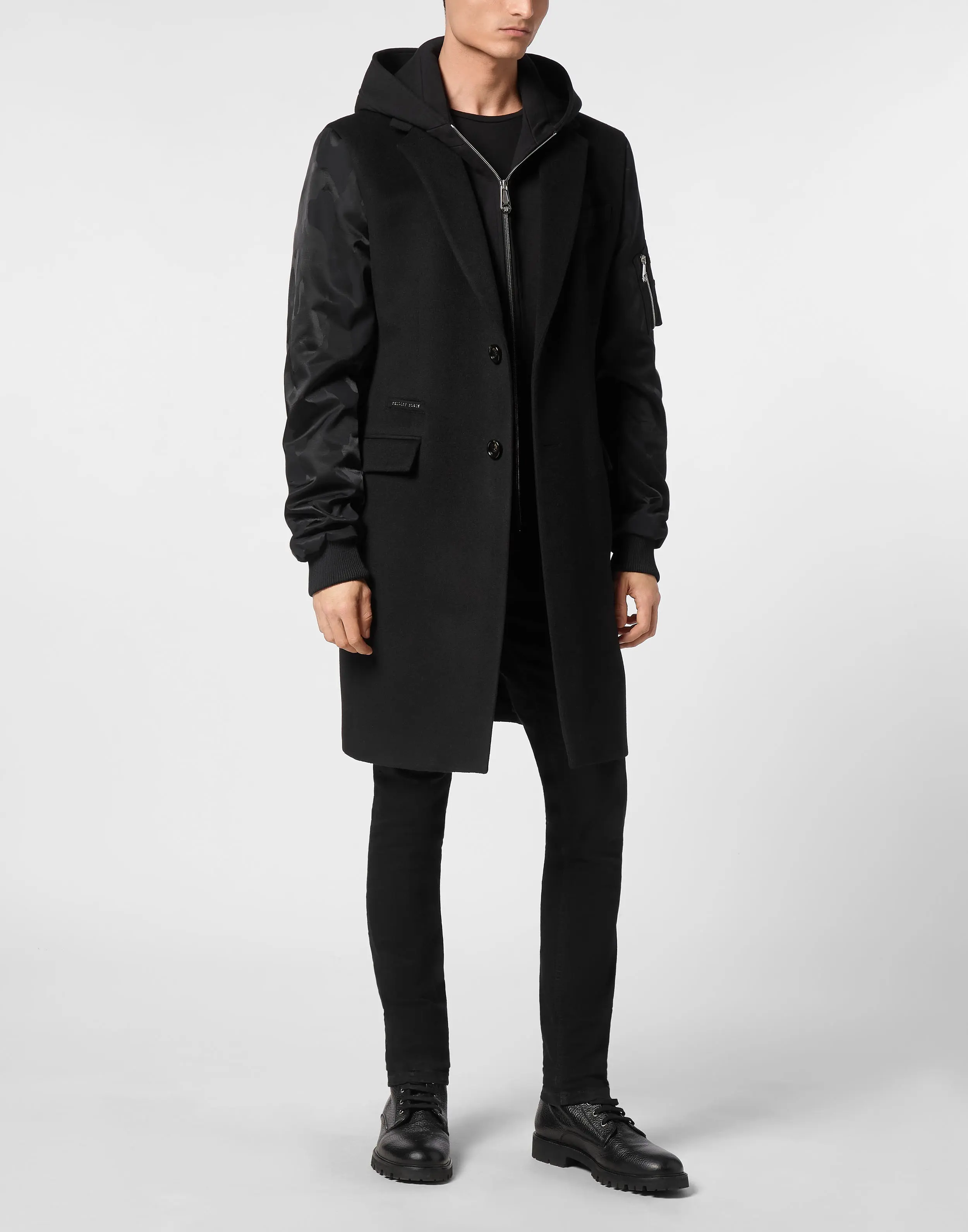 Пальто шерстяное