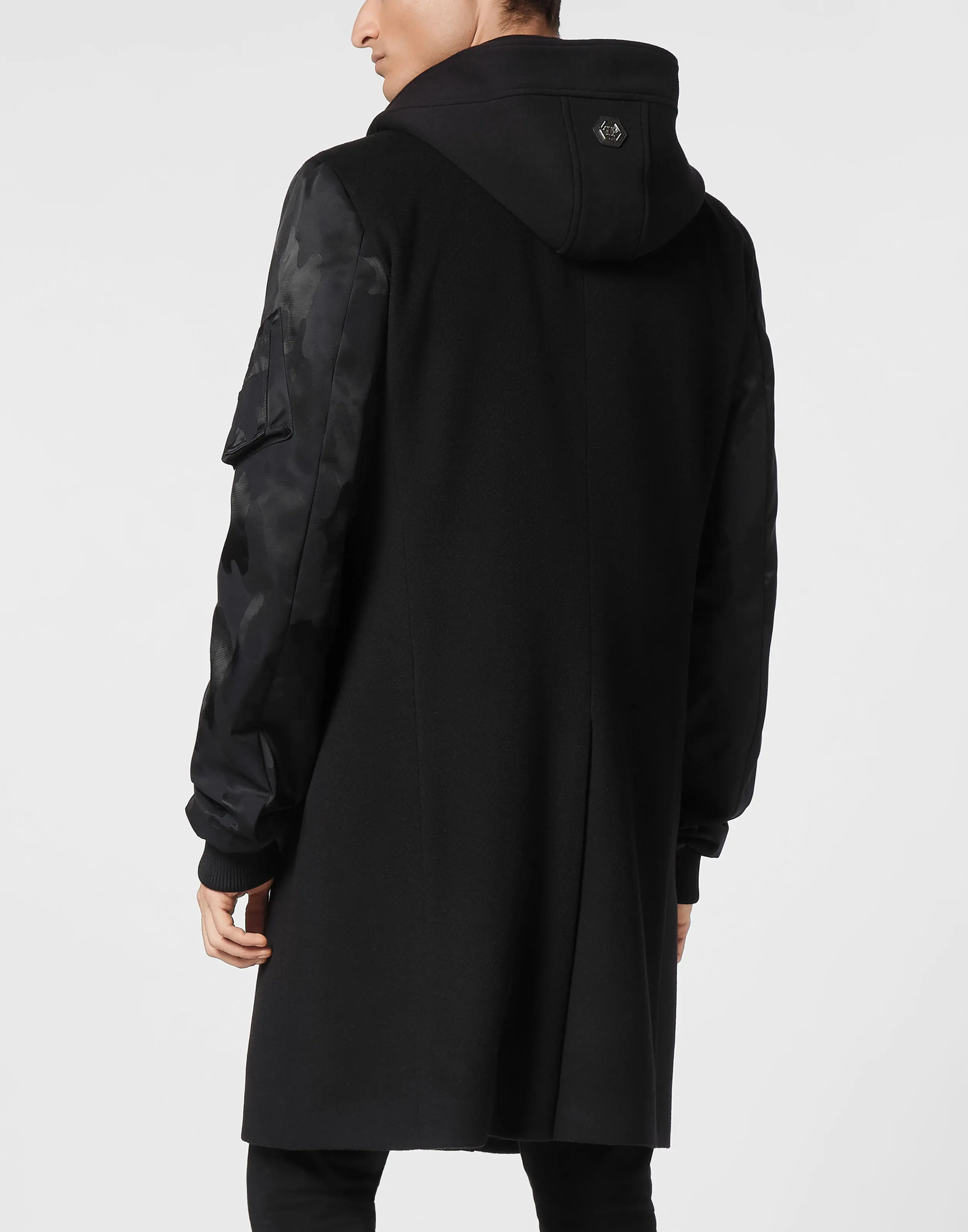 Пальто шерстяное