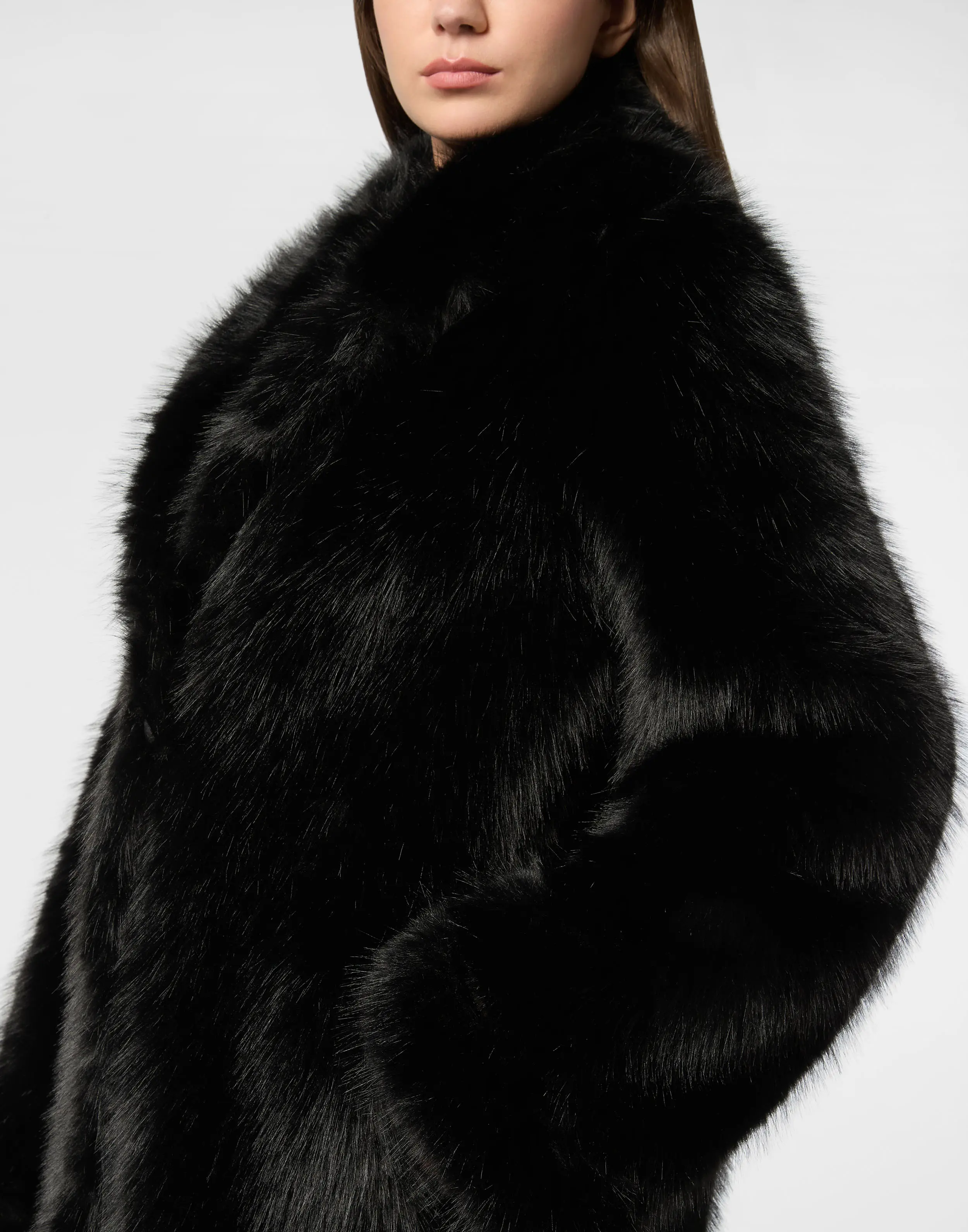 Шуба из экомеха