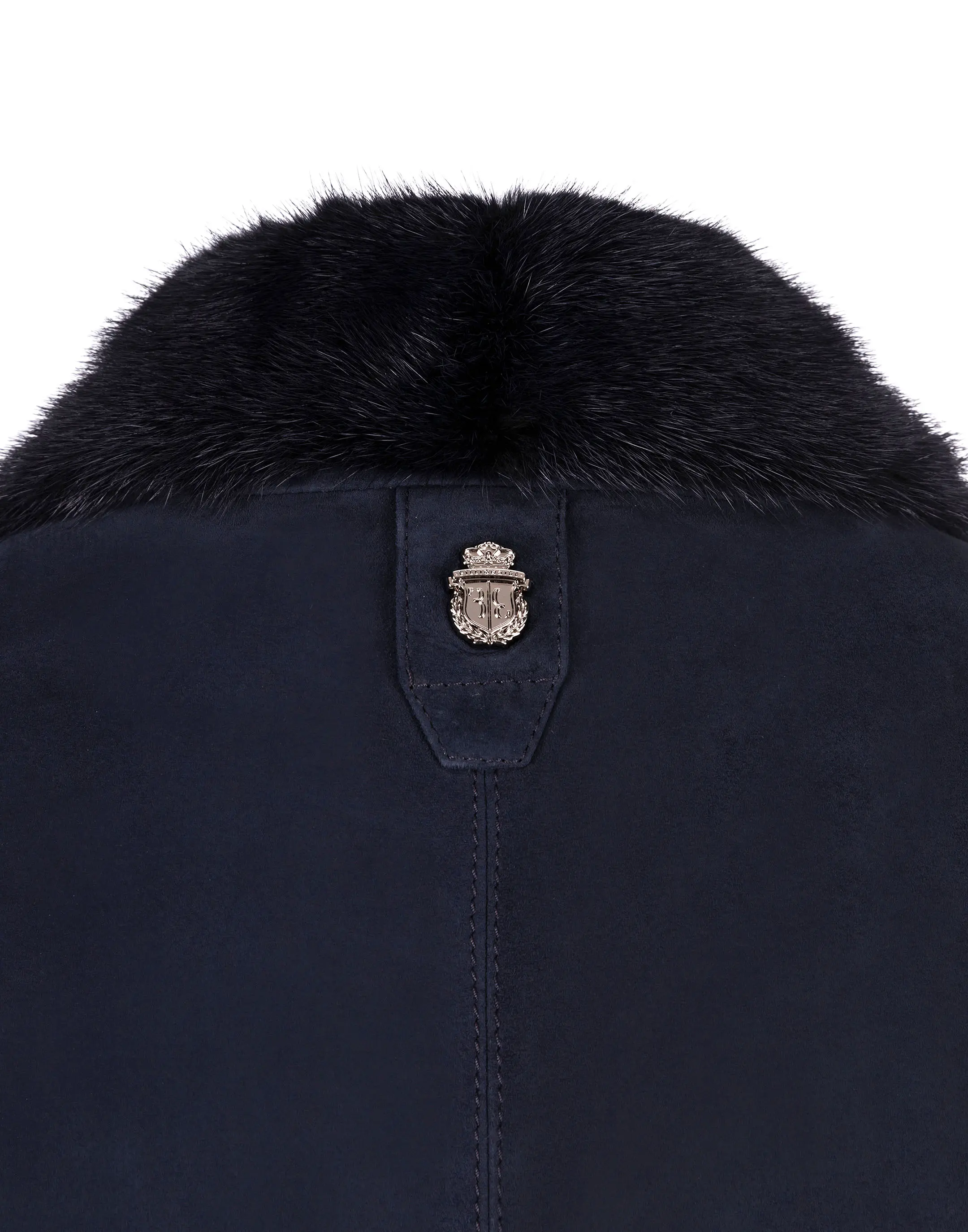 Бомбер с каракулем