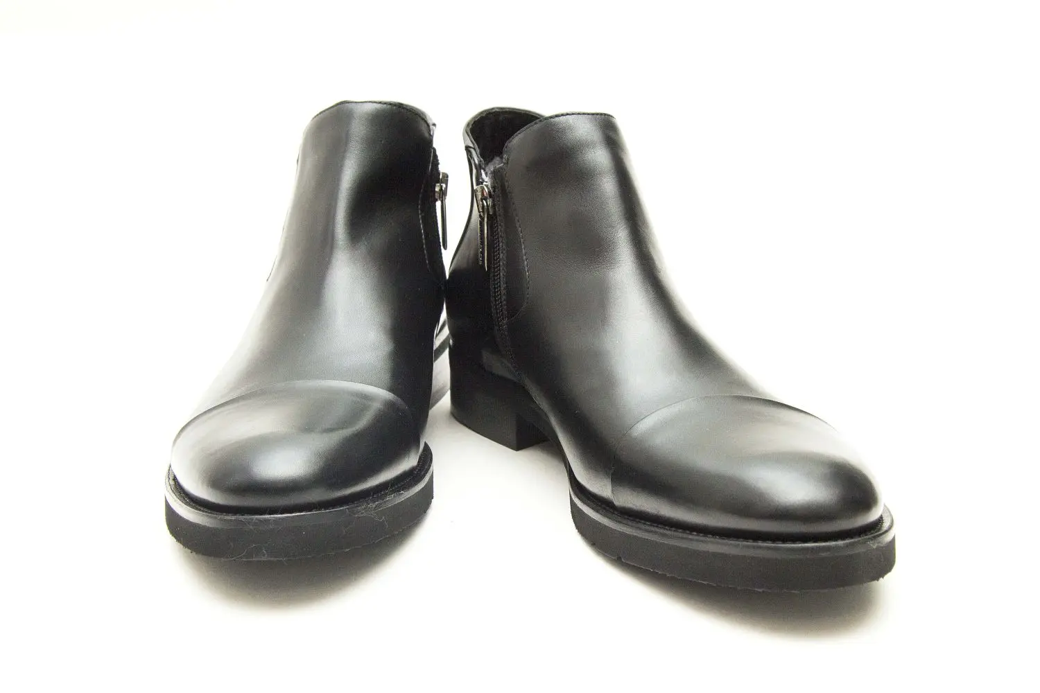 Кожаные ботинки