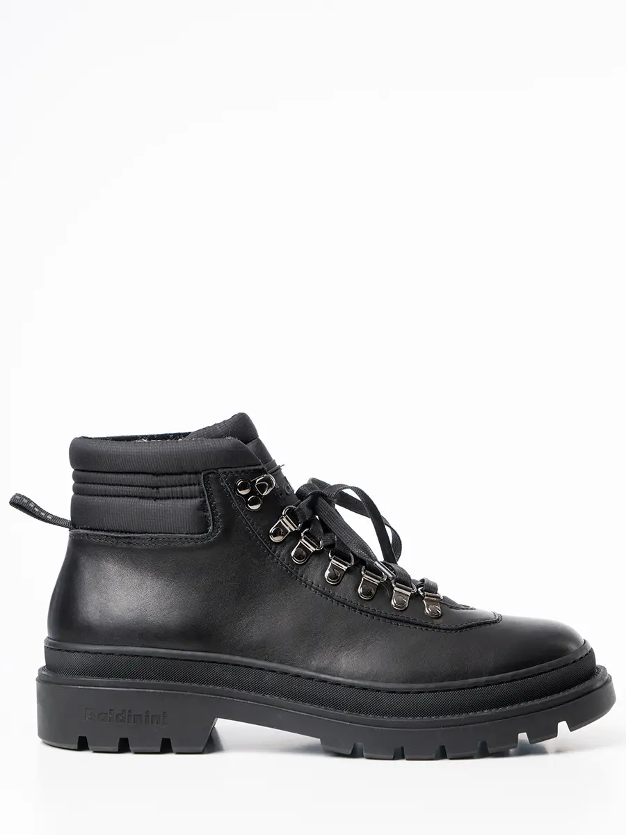 Ботинки кожаные