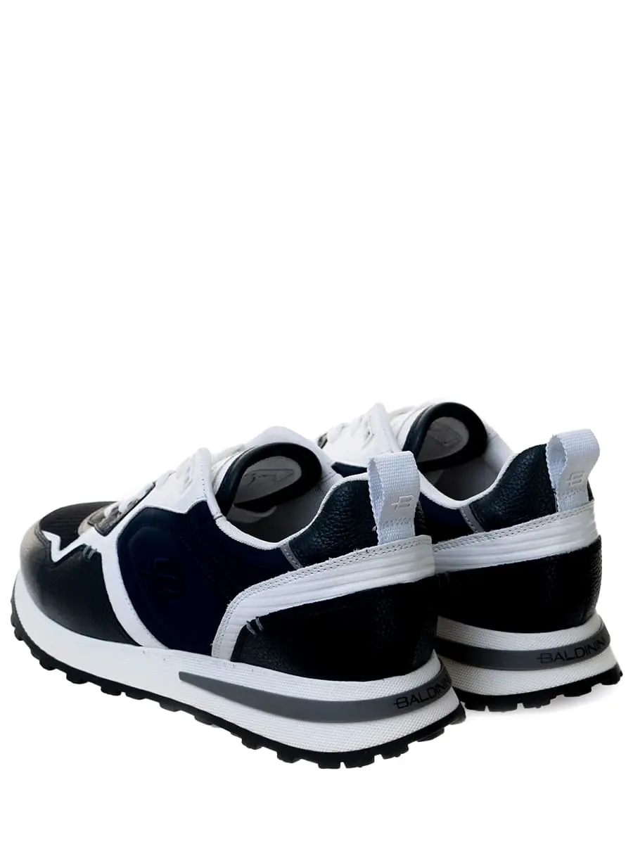 Кроссовки кожаные