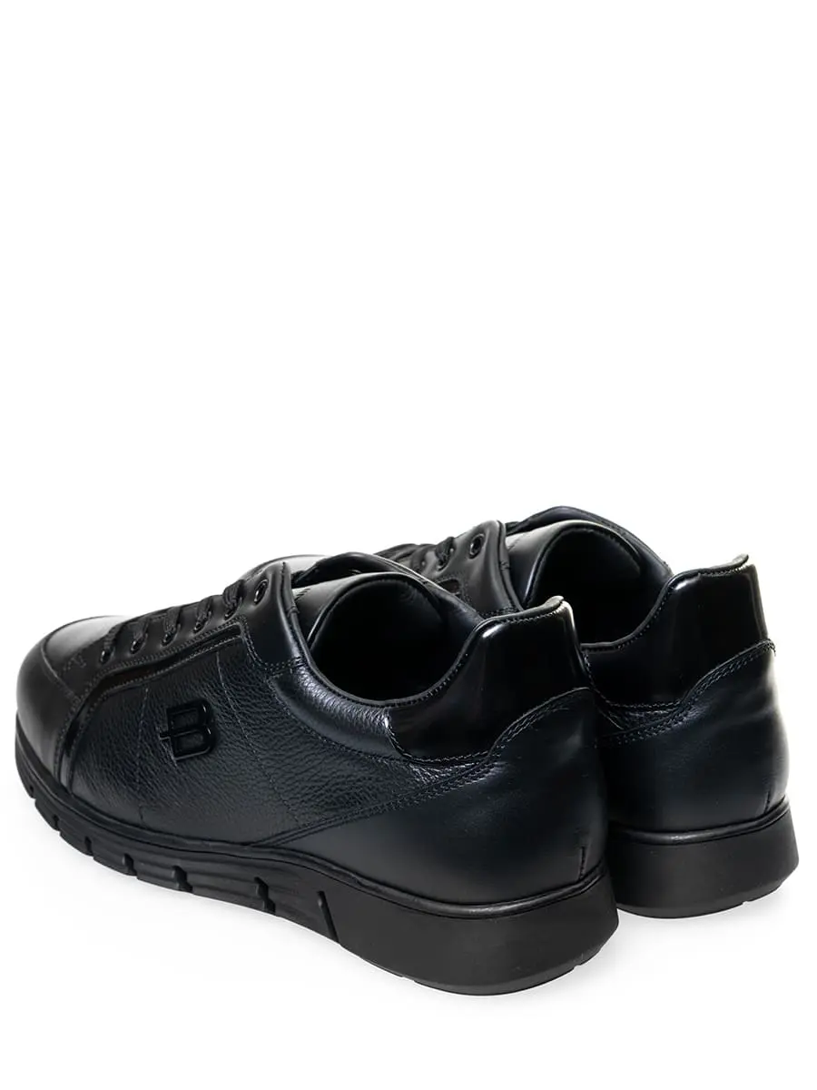 Кроссовки кожаные