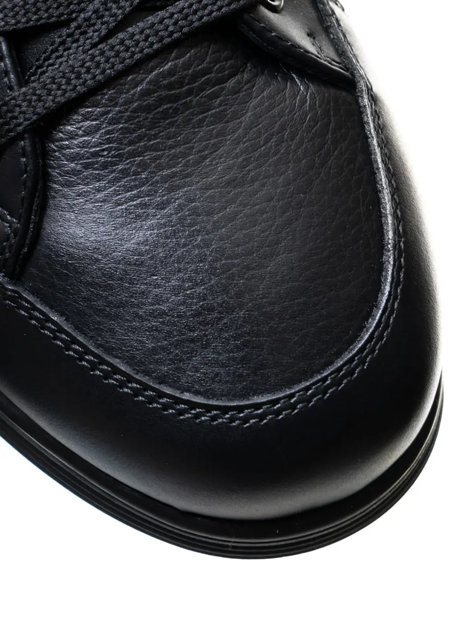 Кроссовки кожаные