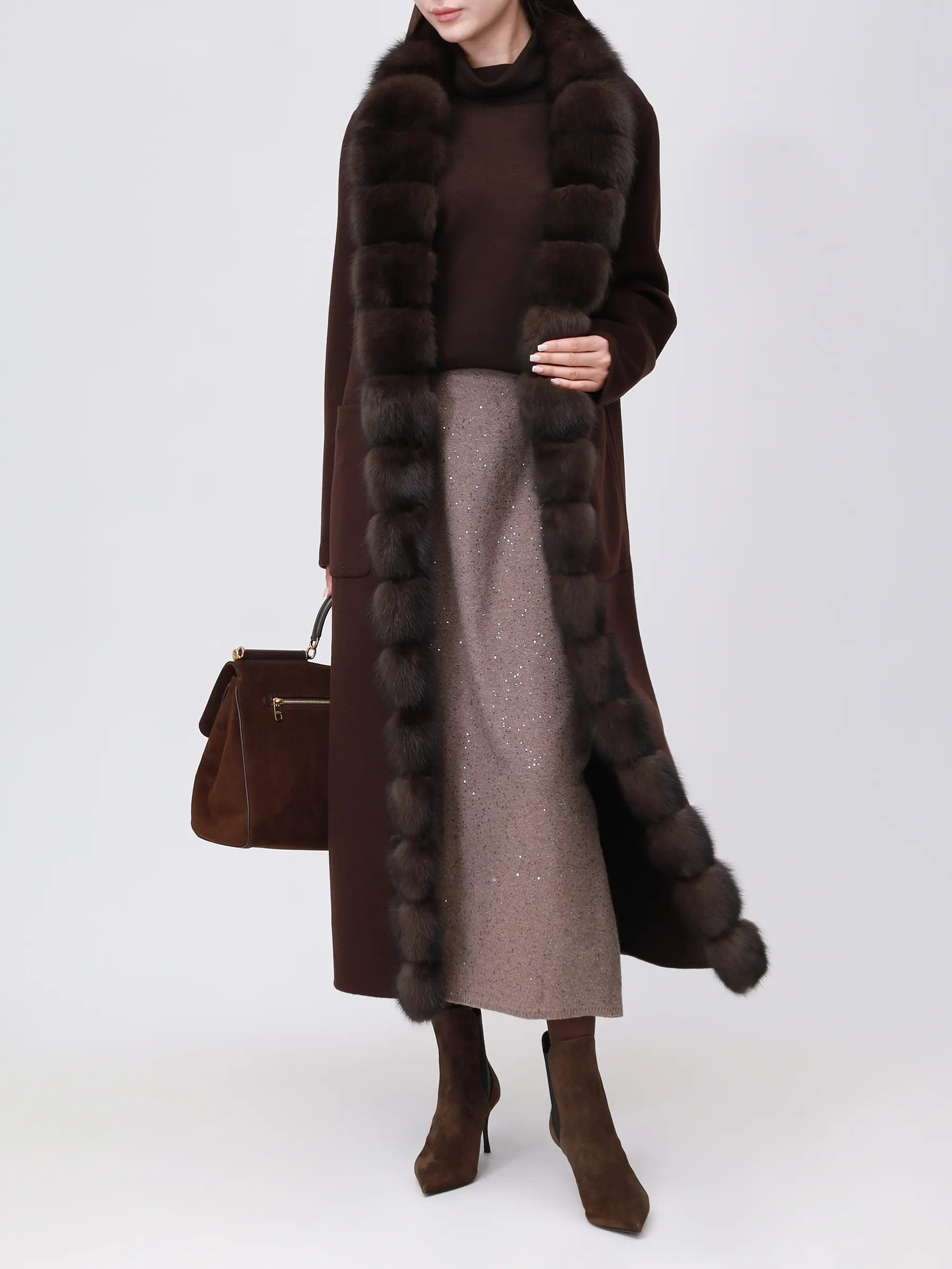 Пальто из кашемира и шерсти с мехом соболя
