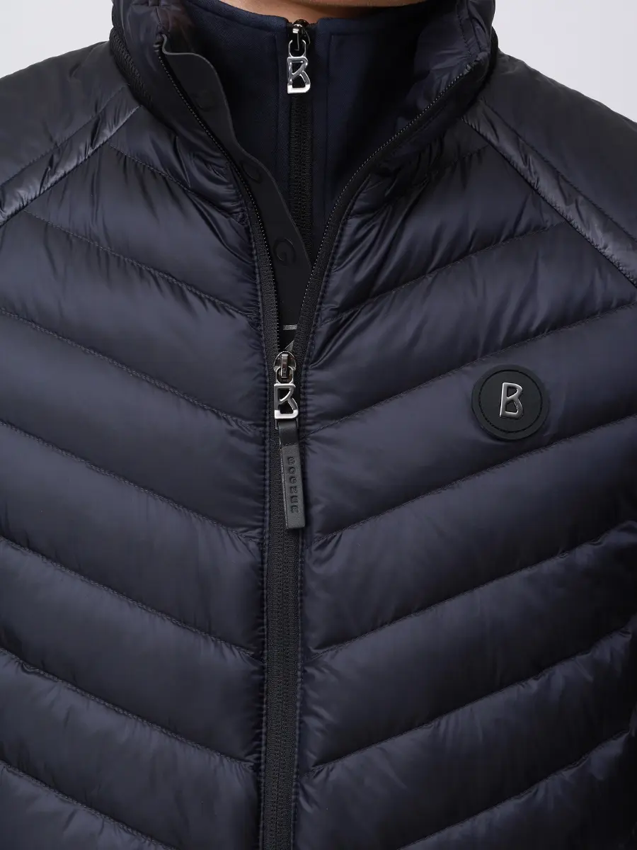 Жилет стеганый Lasse