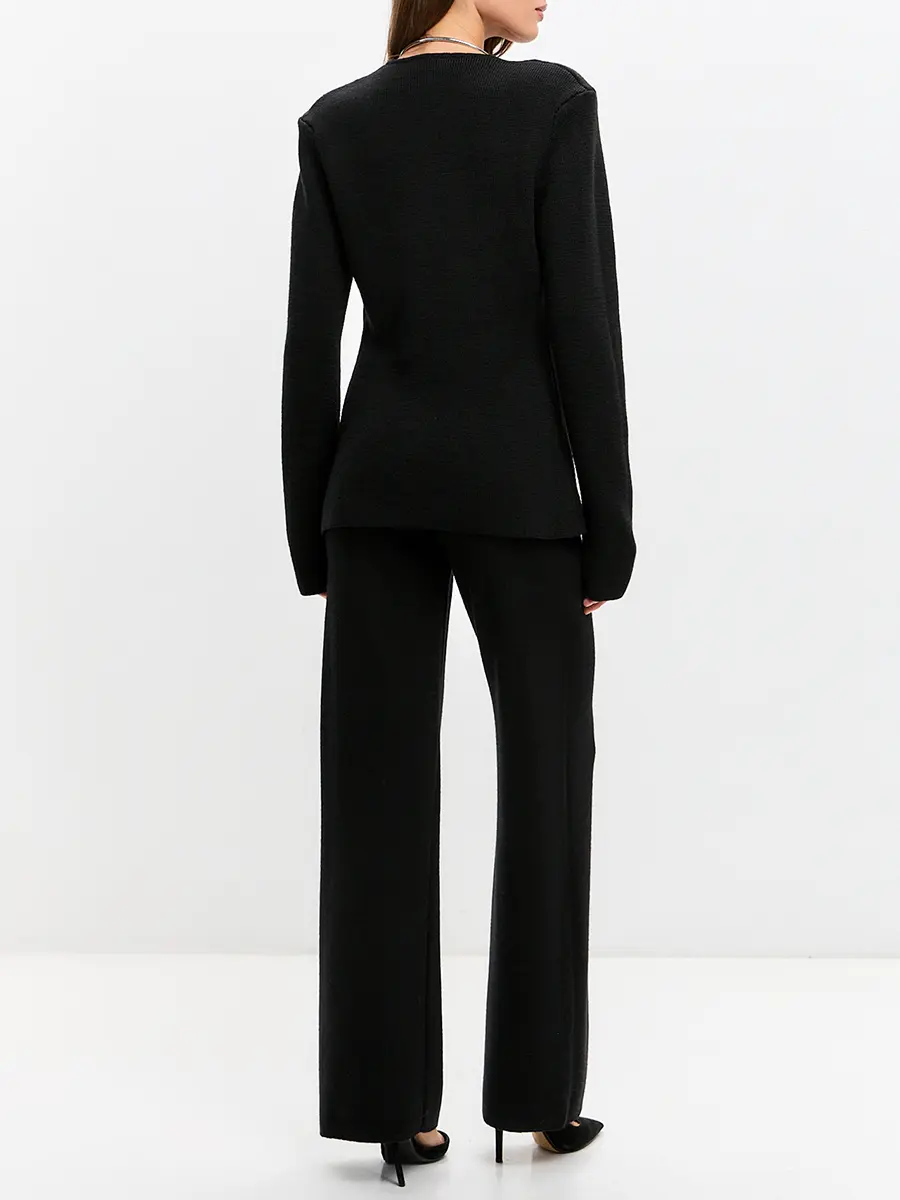 Костюм однотонный