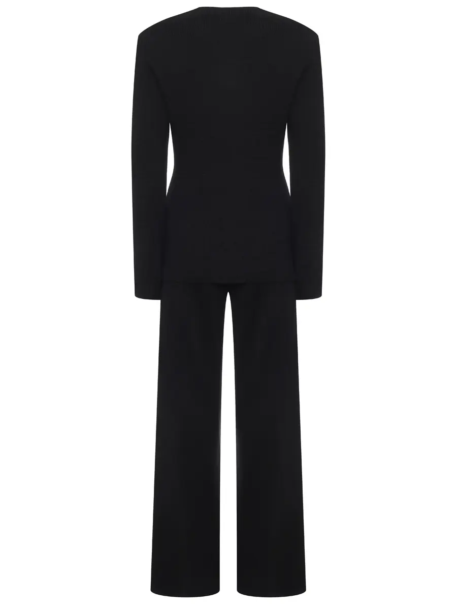 Костюм однотонный