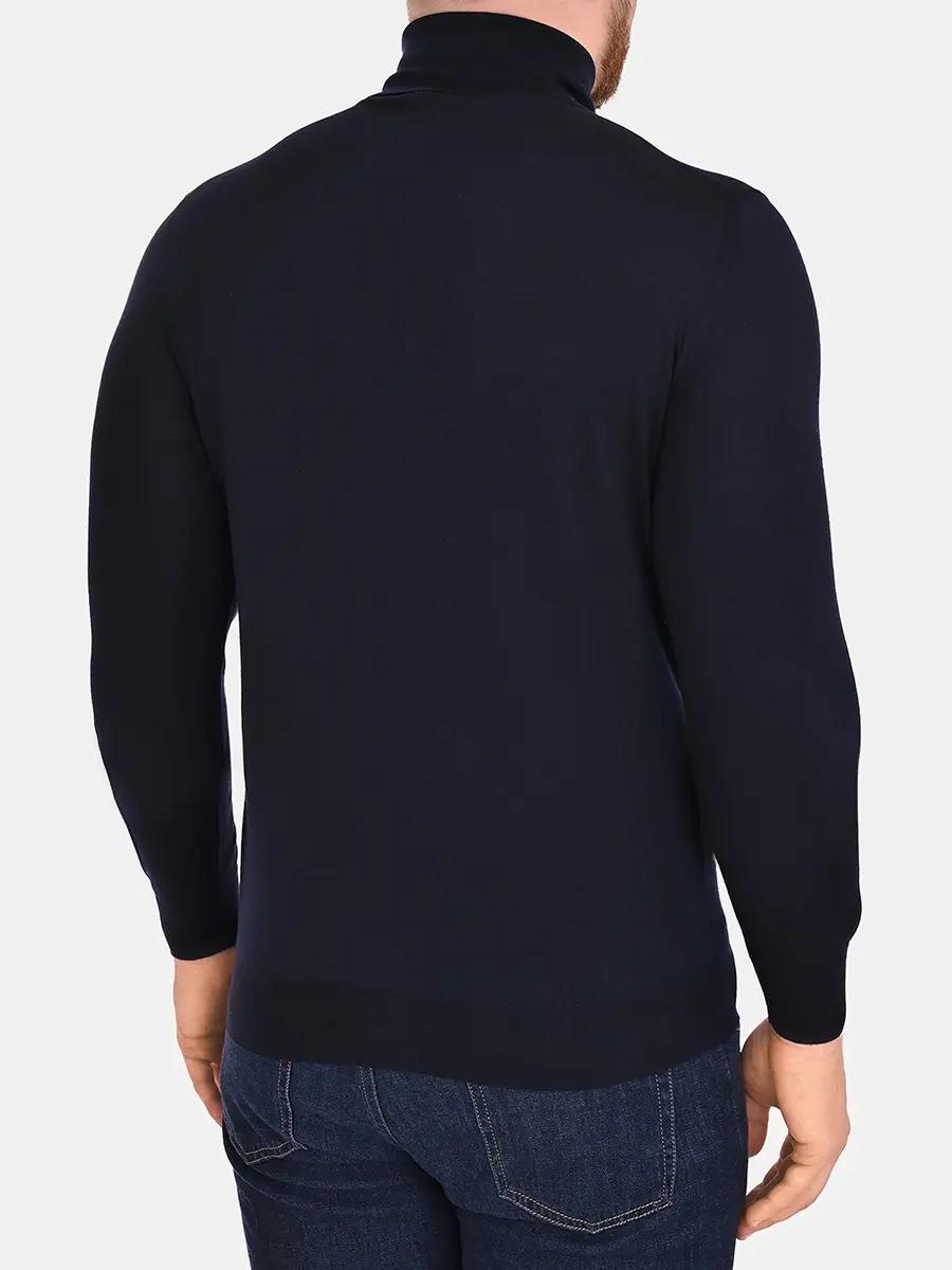 Свитер шерстяной