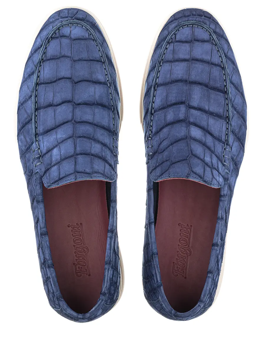 Лоферы из кожи крокодила