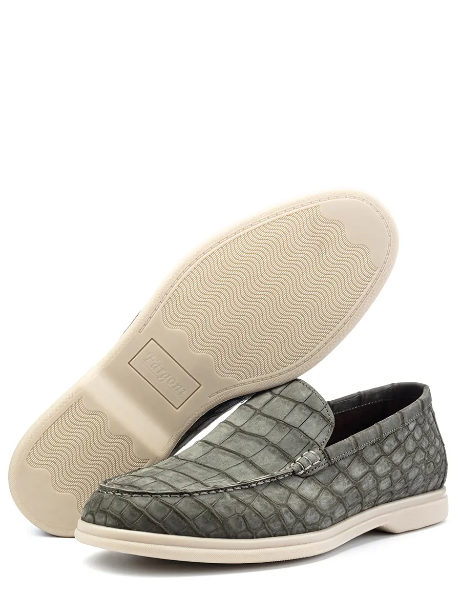 Лоферы из кожи крокодила