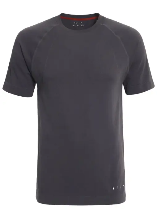 Футболка однотонная BORN