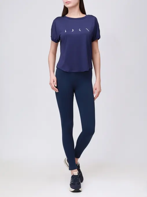 Футболка Azami BORN