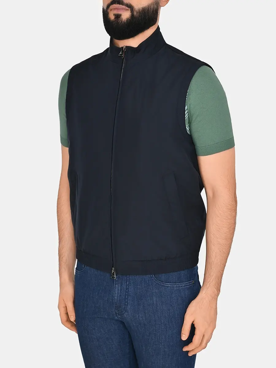 Жилет однотонный