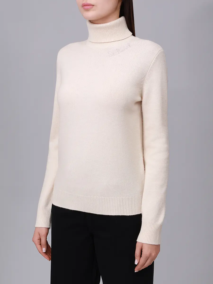 Свитер вязаный