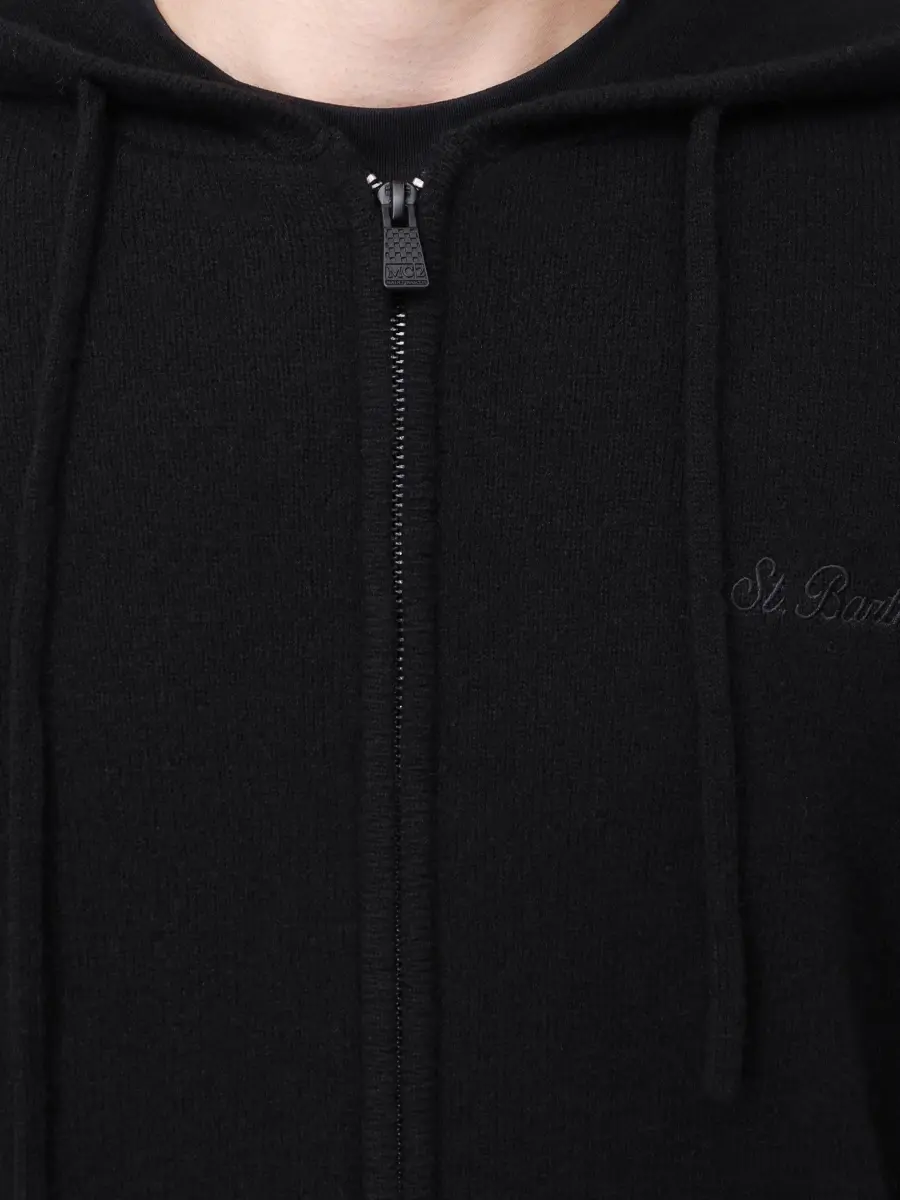 Кардиган шерстяной