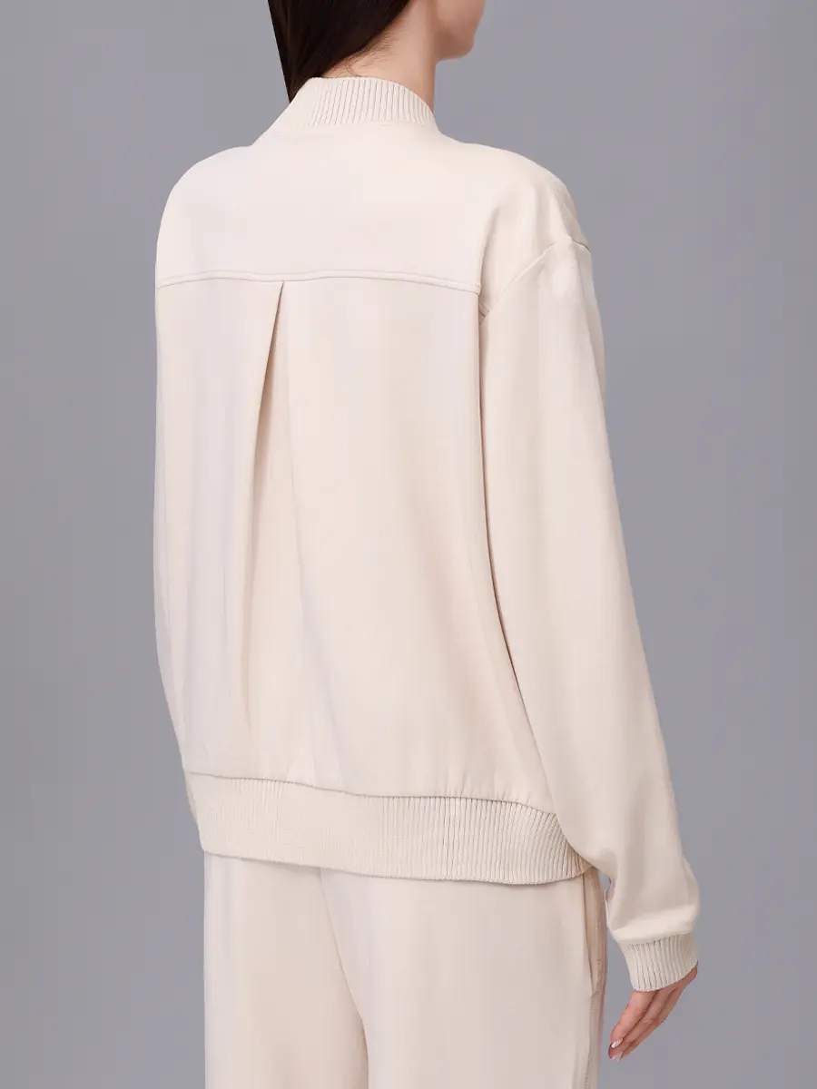 Костюм спортивный