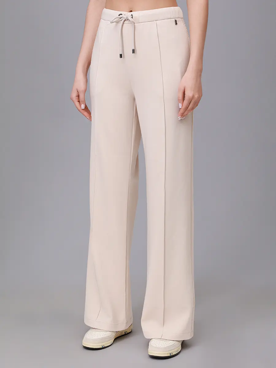 Костюм спортивный