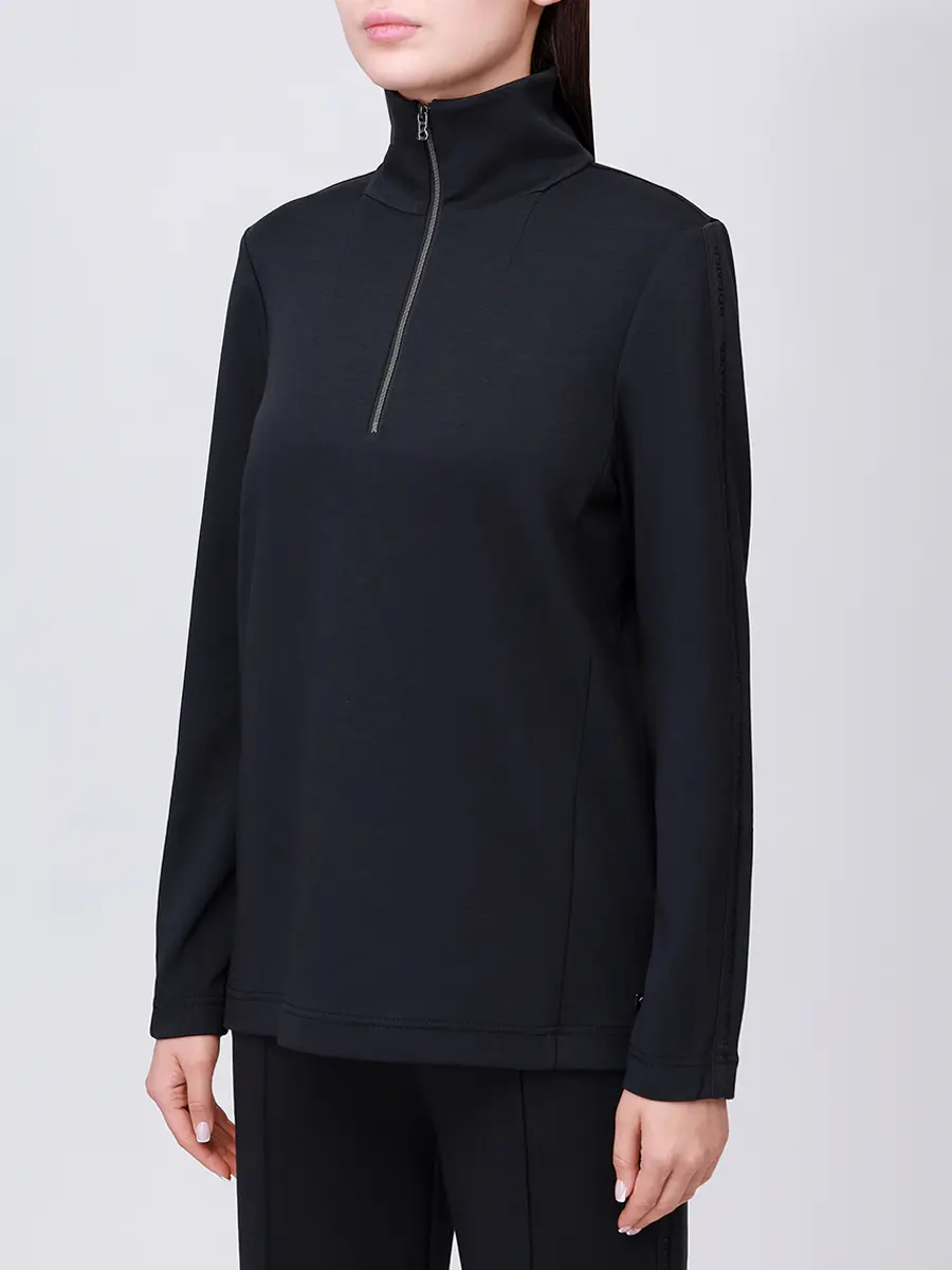 Костюм спортивный