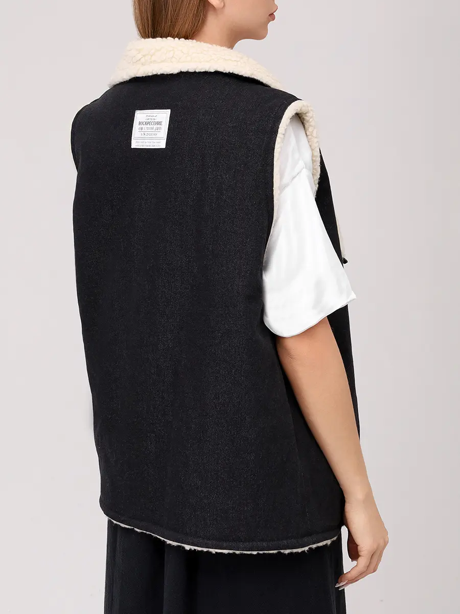Жилет двусторонний из денима на меху "Душегрея"