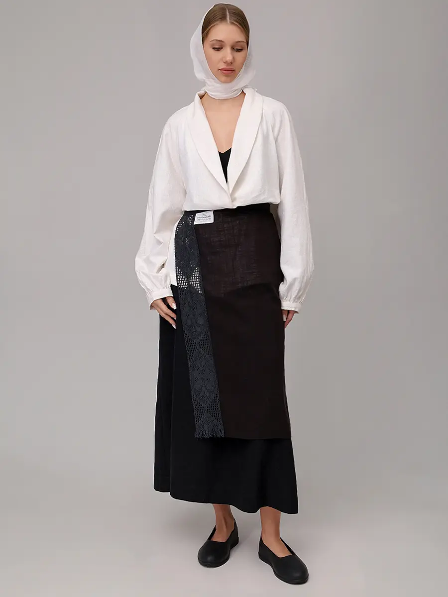 Баска из крапивной ткани с кружевом "Фартук"