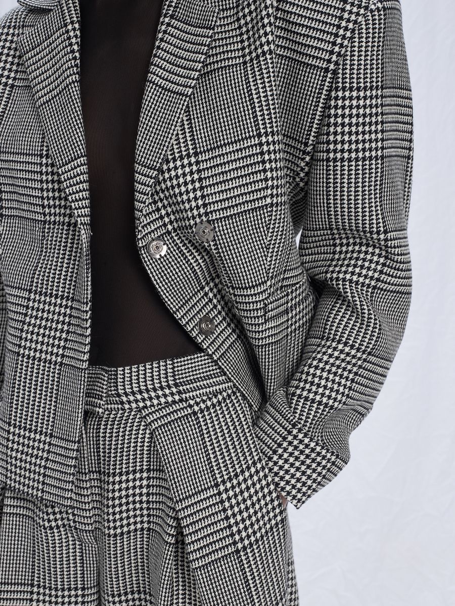 Пиджак шерстяной