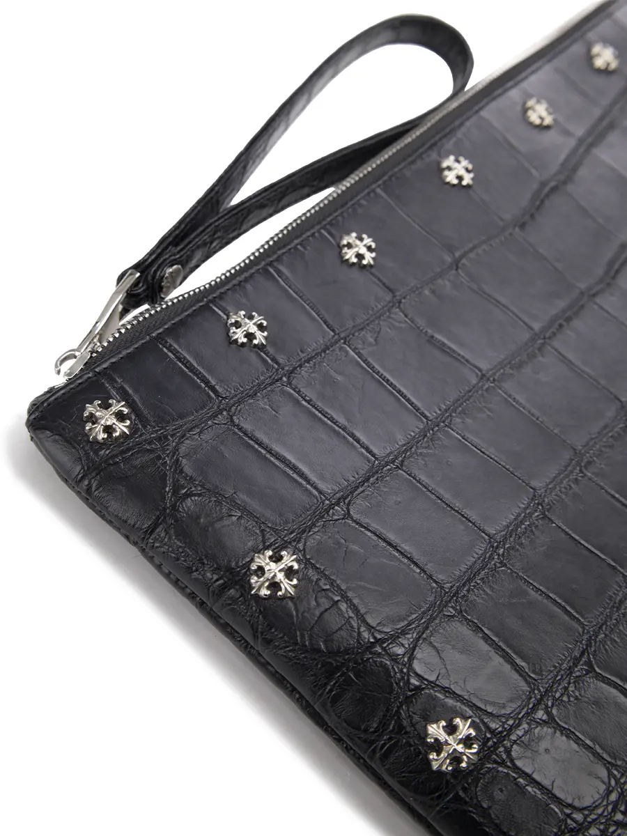 Клатч из кожи крокодила