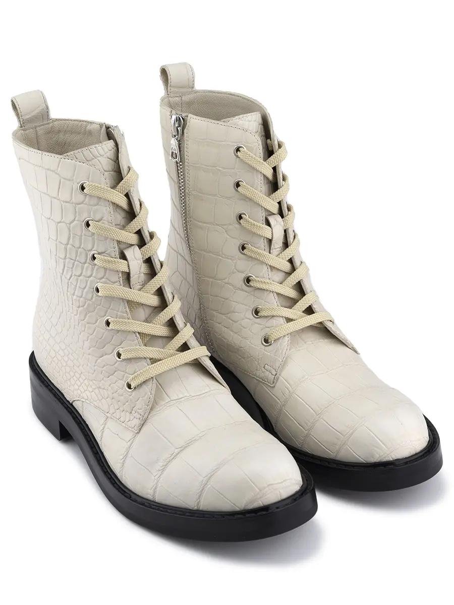 Ботинки из кожи крокодила