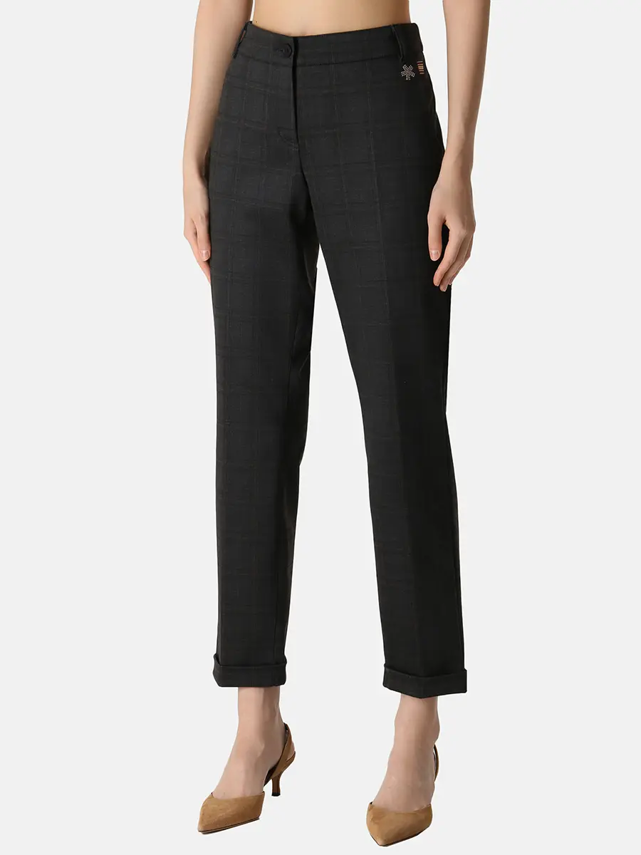 Брюки в клетку