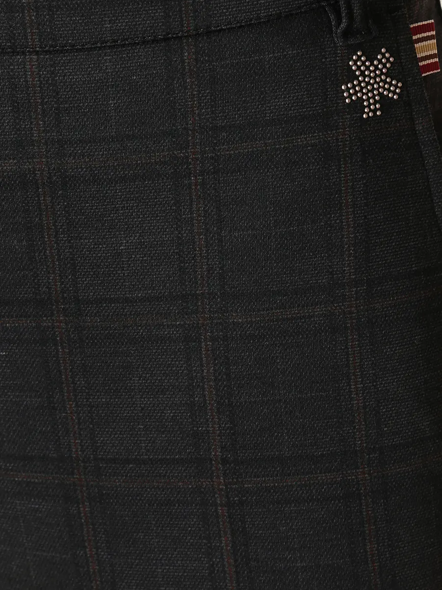 Брюки в клетку