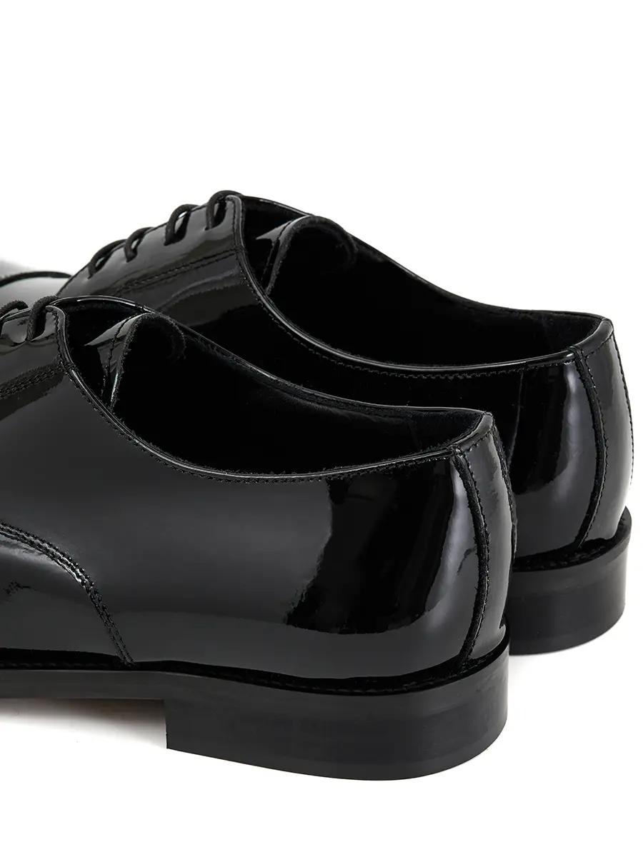 Дерби лакированные