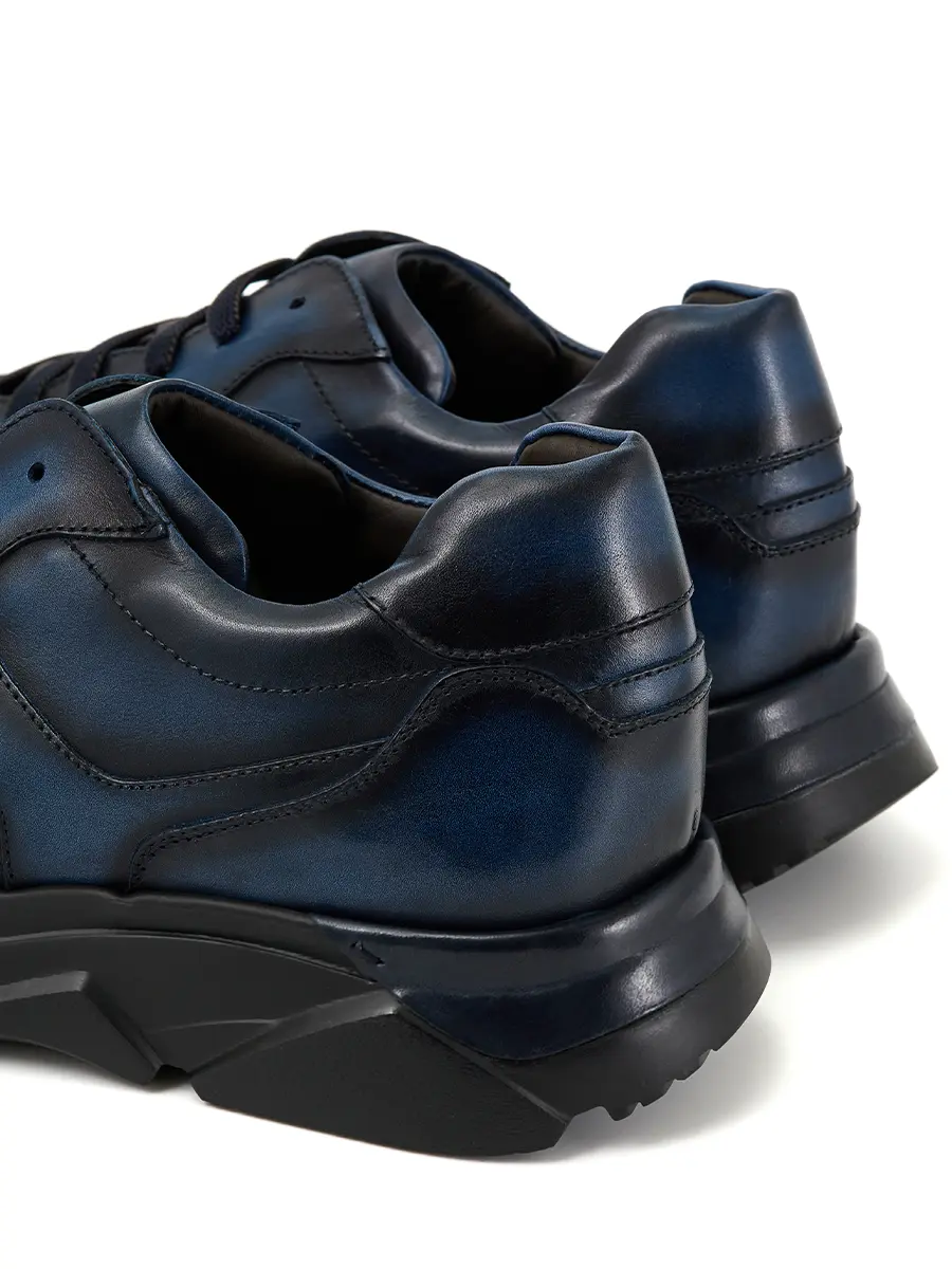 Кроссовки кожаные