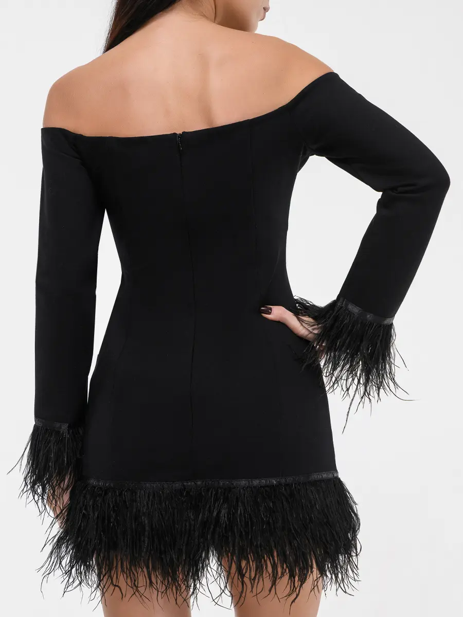 Платье из вискозы с перьями