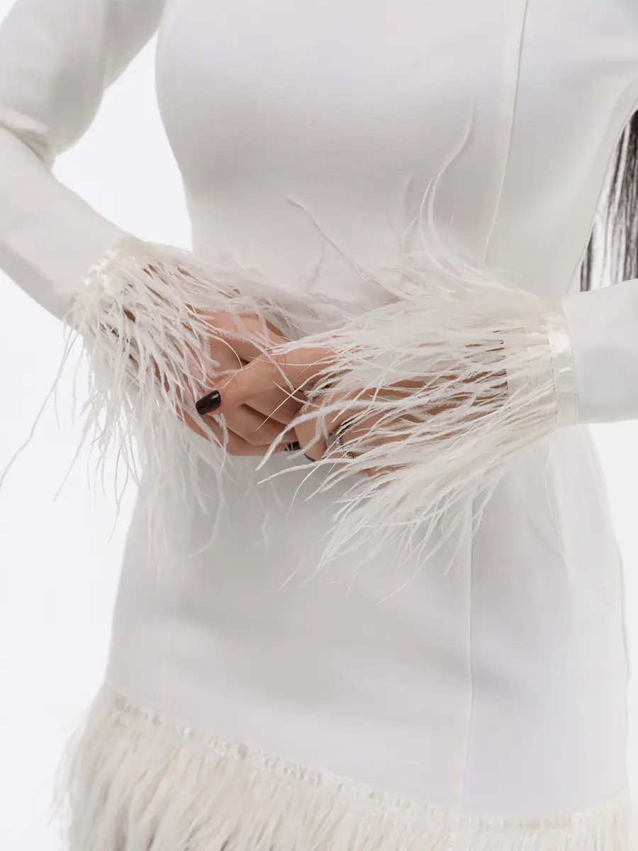 Платье из вискозы с перьями