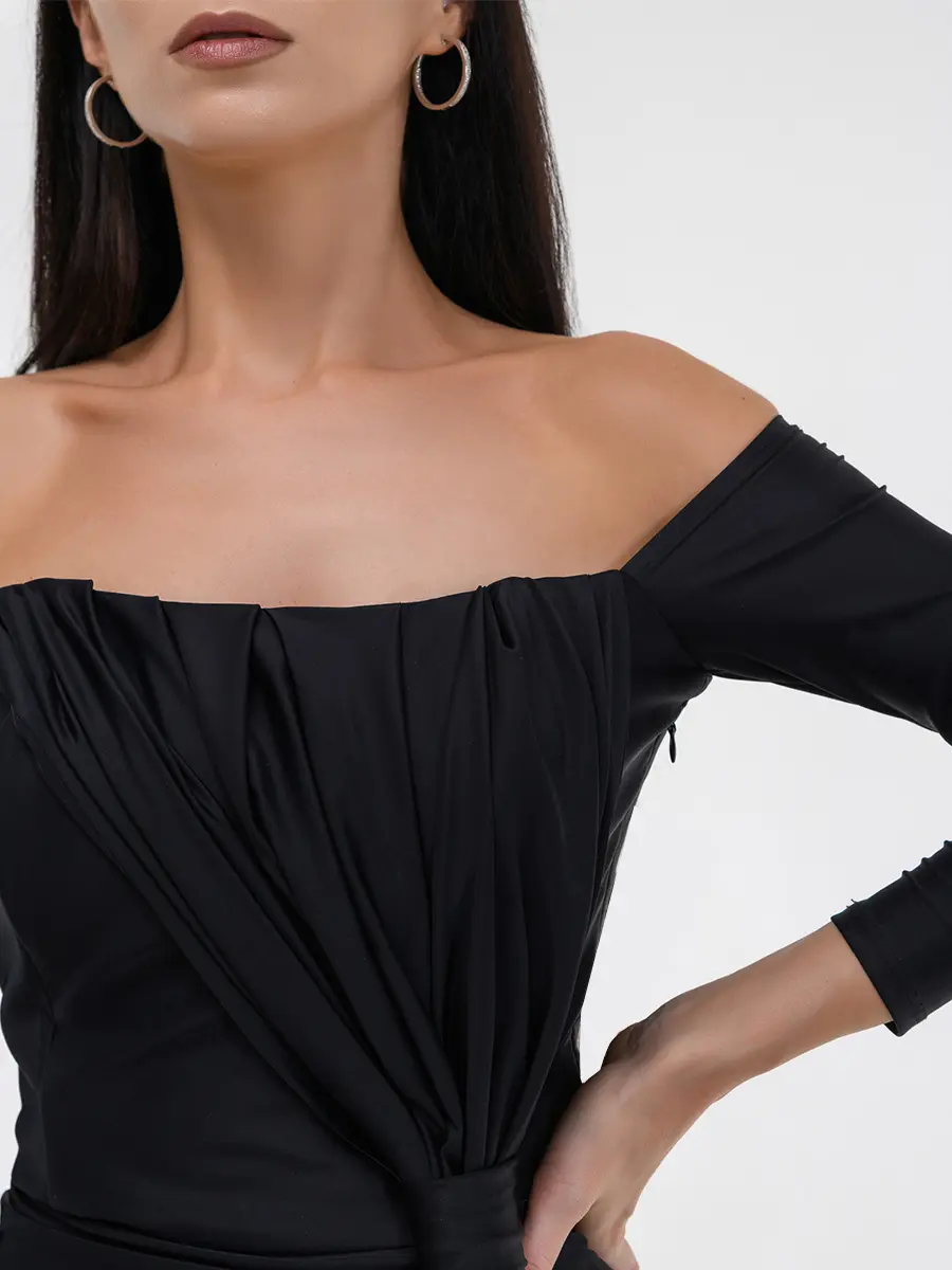 Платье с драпировкой