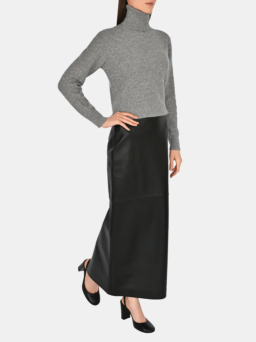 Свитер с пайетками