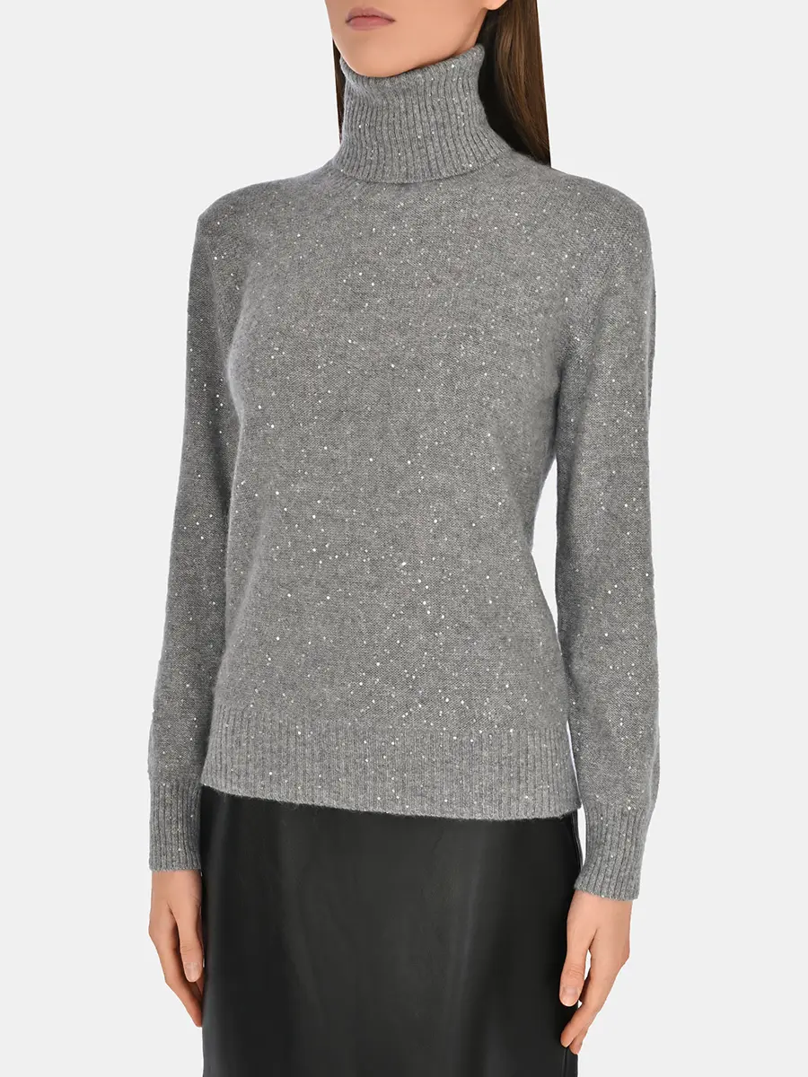 Свитер с пайетками